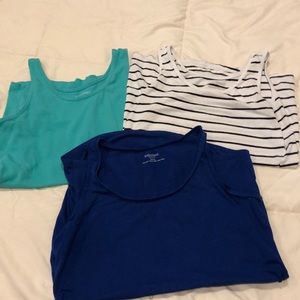 3 Motherhood Maternity tanks!